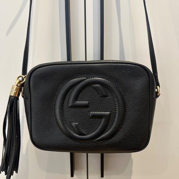 Gucci Handbags - GUCCI soho disco bag - Black UEC 🖤